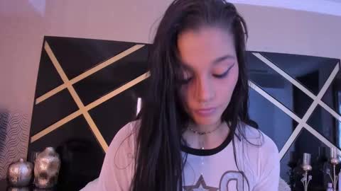 loraineblake online show from November 28, 11:57 am