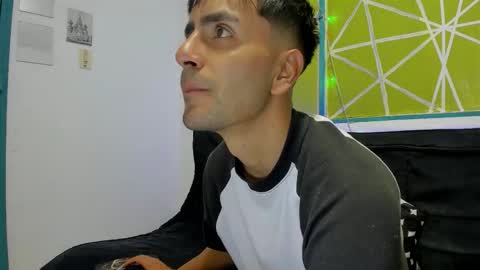 Snapshot of lord_apoloo chatting on February 12, 2:01 pm Apolo online show from February 12, 2:01 pm