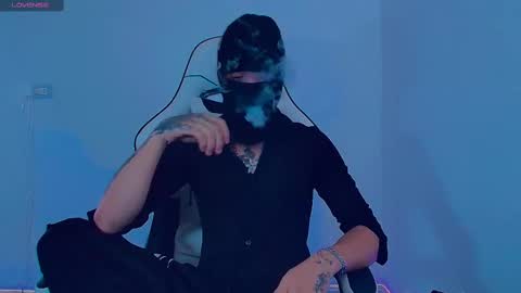 Snapshot of lord_moon_king chatting on September 9, 11:04 pm lord_moon_king online show from September 9, 11:04 pm