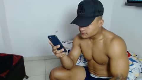 Dominic online show from October 11, 4:49 pm