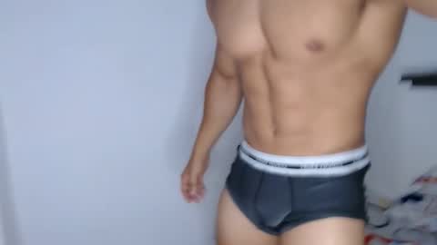 Dominic online show from November 28, 2:31 pm