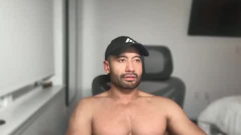 Cale online show from February 27, 7:08 am