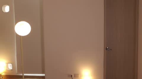 Deborah Daz online show from March 5, 4:25 pm