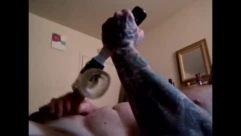 Snapshot of lordhung79 chatting on February 22, 8:40 pm Lordhung79 online show from February 22, 8:40 pm