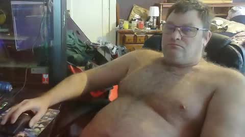Snapshot of lordimaran chatting on November 4, 1:21 pm lordimarans room online show from November 4, 1:21 pm
