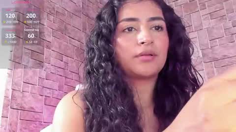 Snapshot of lore_rey chatting on February 27, 2:44 am lore_rey online show from February 27, 2:44 am