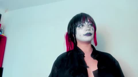 Lore Depp online show from February 20, 8:49 am