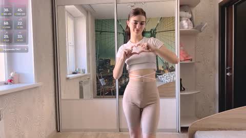 Olivia online show from October 24, 5:15 am