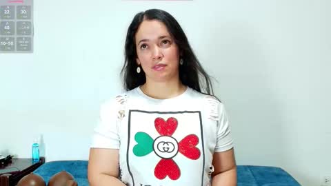 Loren Grey online show from February 4, 8:14 pm