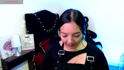 Loren online show from June 27, 6:46 pm