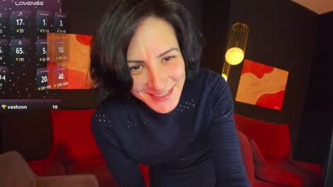 Loren online show from December 13, 2:16 pm