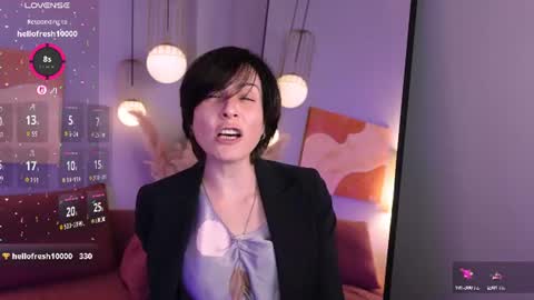 Snapshot of loren_daze chatting on June 19, 2:21 pm Loren online show from June 19, 2:21 pm