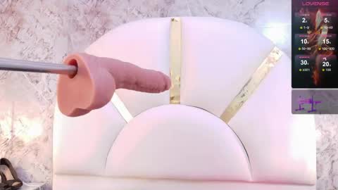 Lorena Gate online Colombia 230 pm to 930 pm online show from April 21, 12:23 am