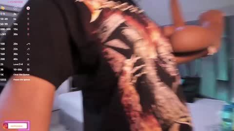 Snapshot of lorena_vieira_ chatting on January 31, 3:20 am Lorena Vieira online show from January 31, 3:20 am