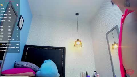 Snapshot of lorenadavies chatting on February 3, 3:38 pm lorenadavies online show from February 3, 3:38 pm