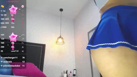 Snapshot of lorenadavies chatting on February 26, 4:14 pm lorenadavies online show from February 26, 4:14 pm