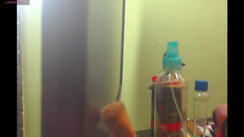 Snapshot of lorenapinto_ chatting on April 23, 8:55 pm lore online show from April 23, 8:55 pm