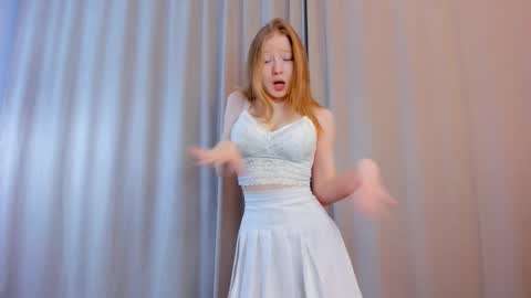 Lola   online show from December 22, 3:03 am