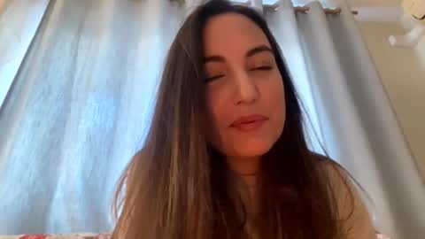 lorenrutty online show from November 20, 7:19 am