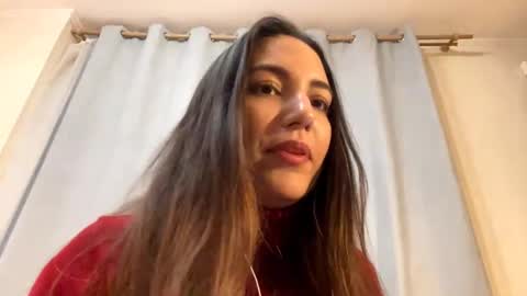 lorenrutty online show from November 22, 11:20 am