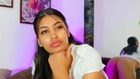 Snapshot of loretahorny chatting on February 6, 1:36 pm loretahorny online show from February 6, 1:36 pm