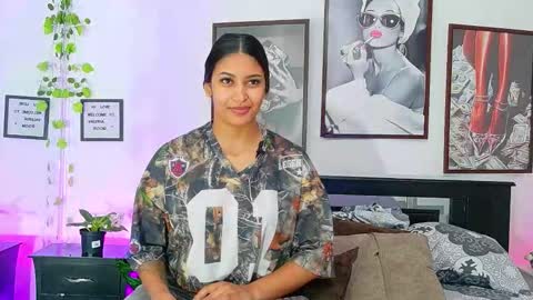 Snapshot of loretahorny chatting on February 25, 3:10 pm loretahorny online show from February 25, 3:10 pm