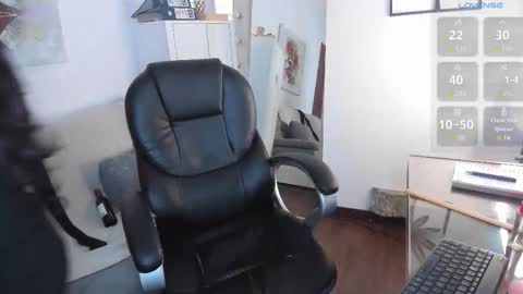 loretta_fraser online show from February 24, 1:20 pm