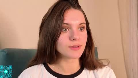 Chloe for Fan BlackHole online show from September 29, 5:51 pm