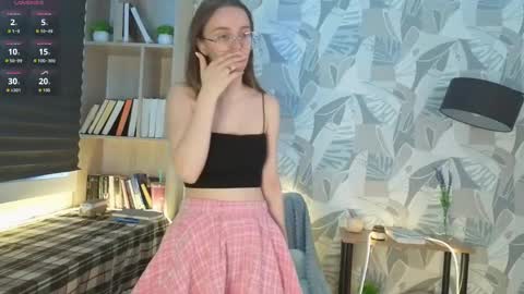 Snapshot of lorettedarsi chatting on June 7, 1:21 am lorettedarsi online show from June 7, 1:21 am