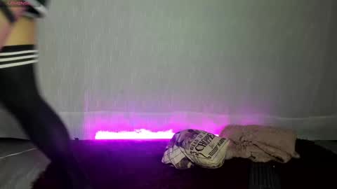 Snapshot of lorettmatthew chatting on March 11, 3:26 am LorettMatthew online show from March 11, 3:26 am