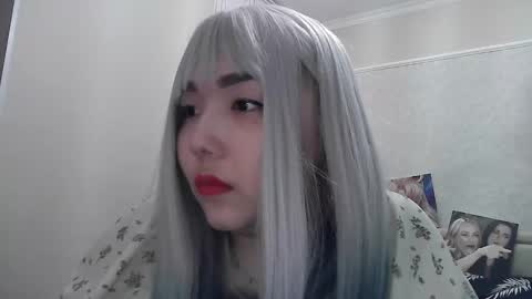 lori_lynn online show from December 28, 1:49 pm