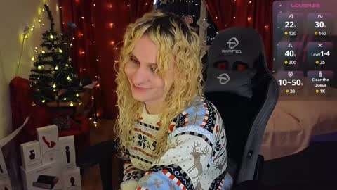Snapshot of lori_myaf chatting on December 27, 2:12 pm Lori ----------------------------------- online show from December 27, 2:12 pm