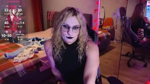 Snapshot of lori_myaf chatting on October 15, 3:01 pm Lori ----------------------------------- online show from October 15, 3:01 pm