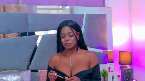 lorraine_johnson online show from March 10, 6:24 pm