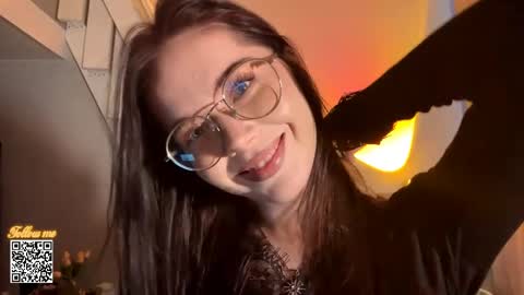 Snapshot of lorrainedavis chatting on March 27, 3:12 pm Lisa online show from March 27, 3:12 pm