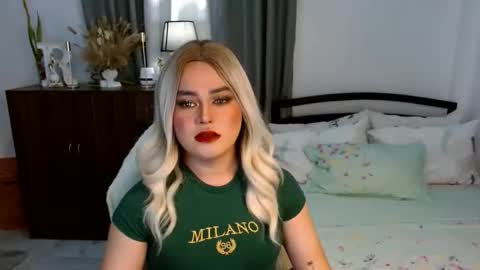 Snapshot of los_bondad chatting on November 2, 9:00 am Los online show from November 2, 9:00 am