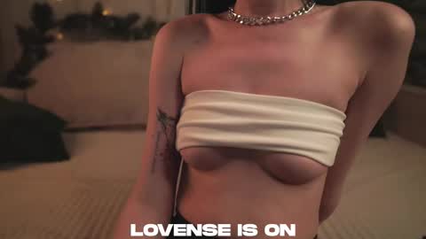 Snapshot of lost_mymind chatting on January 15, 1:48 pm Jess online show from January 15, 1:48 pm