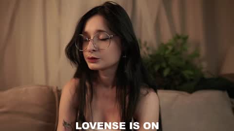 Snapshot of lost_mymind chatting on February 11, 11:15 am Jess online show from February 11, 11:15 am