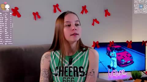 Snapshot of lost_mymind chatting on February 20, 2:41 am Jess online show from February 20, 2:41 am