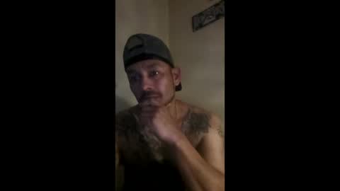 Snapshot of lostcause1313 chatting on April 7, 1:06 am lostcause1313 online show from April 7, 1:06 am