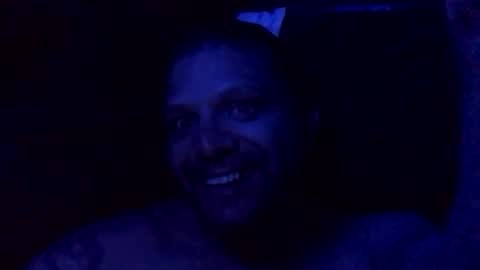 Snapshot of lostndapacific chatting on October 16, 12:39 pm lostndapacific online show from October 16, 12:39 pm