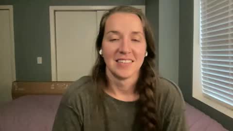 Snapshot of lothlori chatting on May 17, 11:45 pm lothlori online show from May 17, 11:45 pm