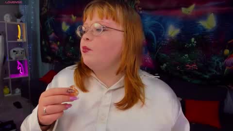 Lottie online show from December 19, 3:19 pm