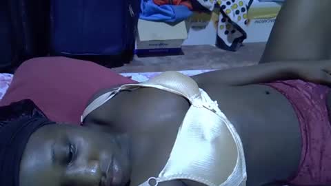 lotty_lavilla online show from January 16, 2:48 am