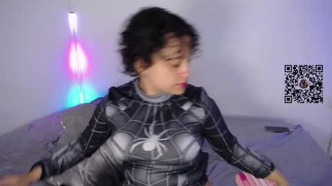 lou_cuteee online show from March 26, 3:01 am