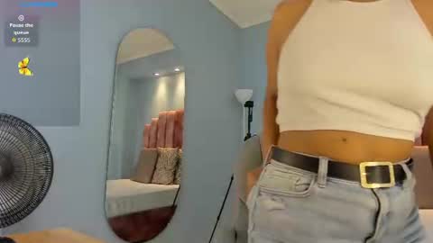Snapshot of lou_rosse chatting on June 11, 7:34 pm Lou Rosse online show from June 11, 7:34 pm