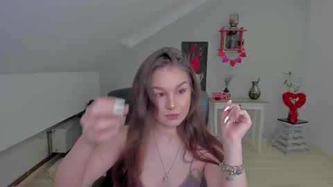 Snapshot of louannahart chatting on February 12, 5:13 am louannahart online show from February 12, 5:13 am