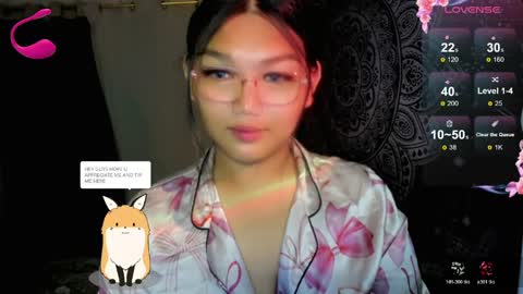 Snapshot of louheart chatting on May 15, 10:00 am Sweet online show from May 15, 10:00 am