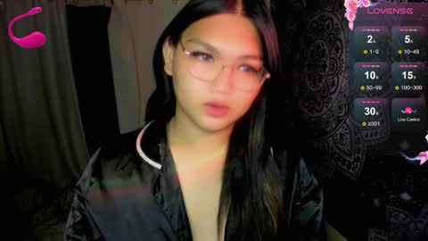 Snapshot of louheart chatting on June 7, 11:58 am Sweet online show from June 7, 11:58 am