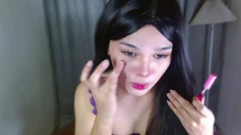 louilalicious online show from October 15, 1:17 am